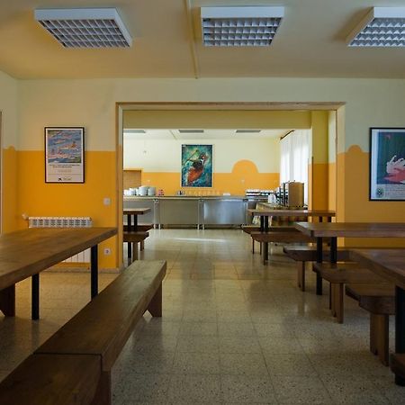 Alberg Escola De Piraguisme De Sort Buitenkant foto